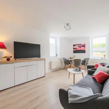 Apartamento Harzträume 3 - Für Familie&freunde Mit Wlan, Parkplatz&sitzplatz Im Grünen I Busanbindung&self Check-in