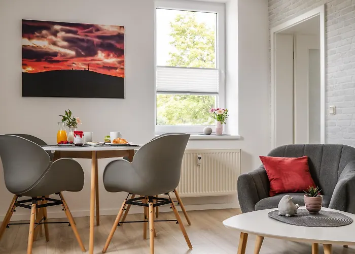 Harzträume 3 - Für Familie&freunde Mit Wlan, Parkplatz&sitzplatz Im Grünen I Busanbindung&self Check-in Apartamento *